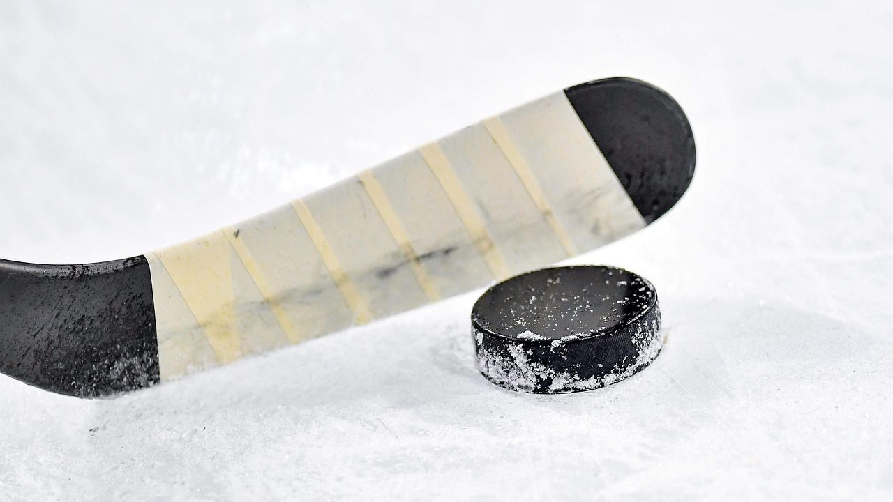 Hoe tape je een ijshockeystick
